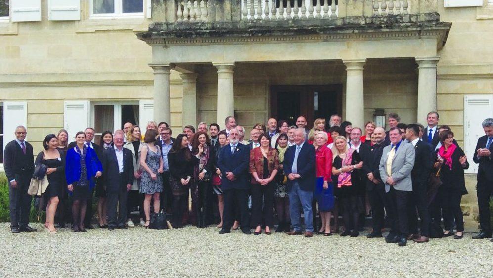 誰說葡萄酒評審是苦差事？ - WineNow HK